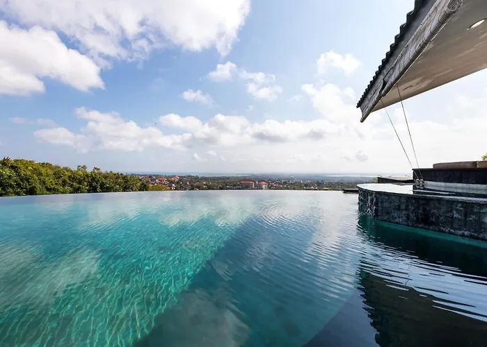 Ocean's Height Villa *