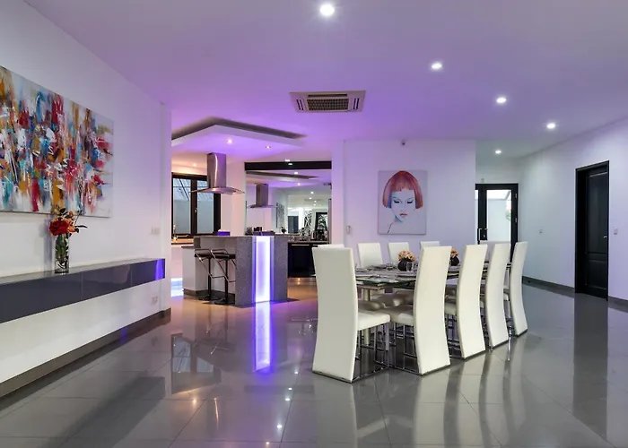 Villa Ocean's Height